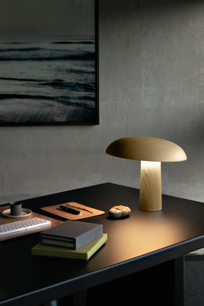 classicon forma table lamp oak pallas table