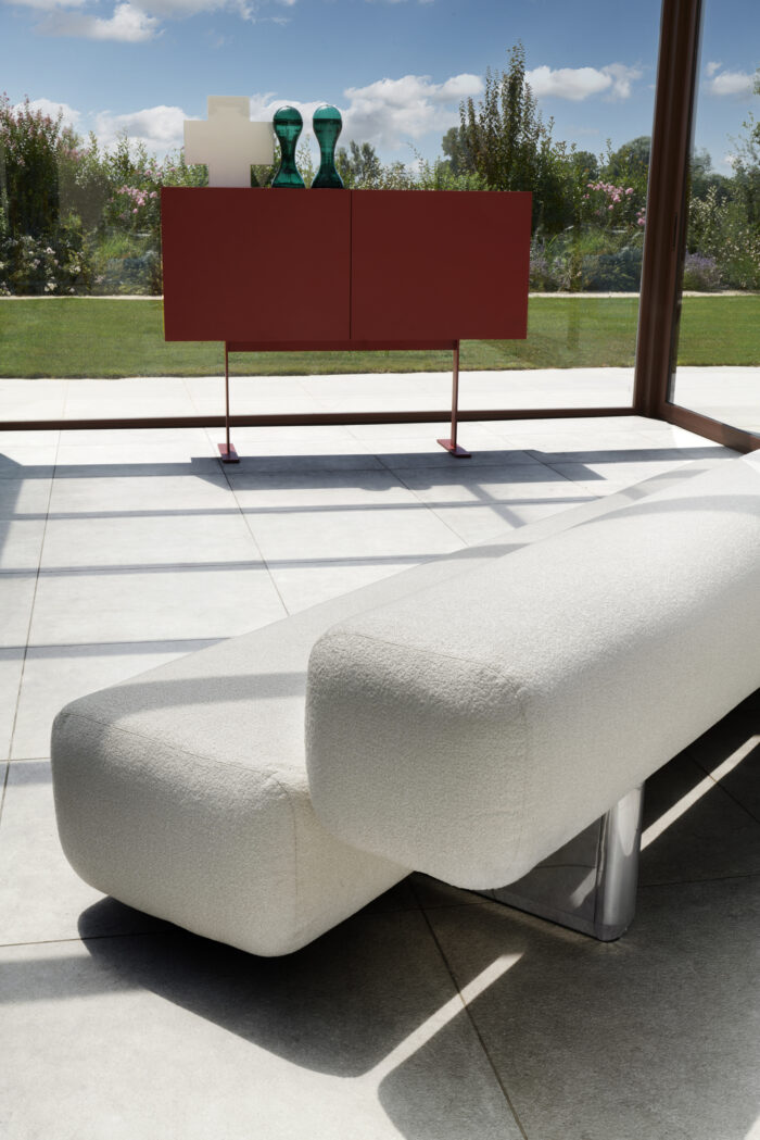 Big Sofa - Image 3