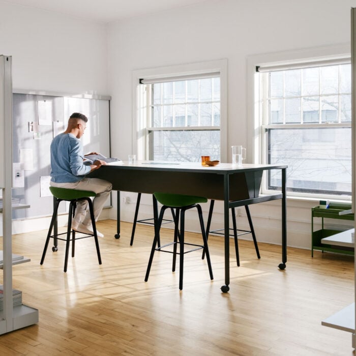 OE1 Communal Office Desk - Image 2