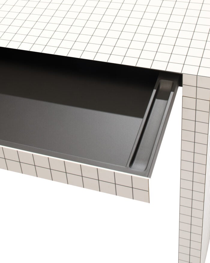 Quederna Writing Desk - Image 7