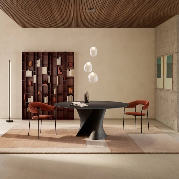 S Table - Image 2