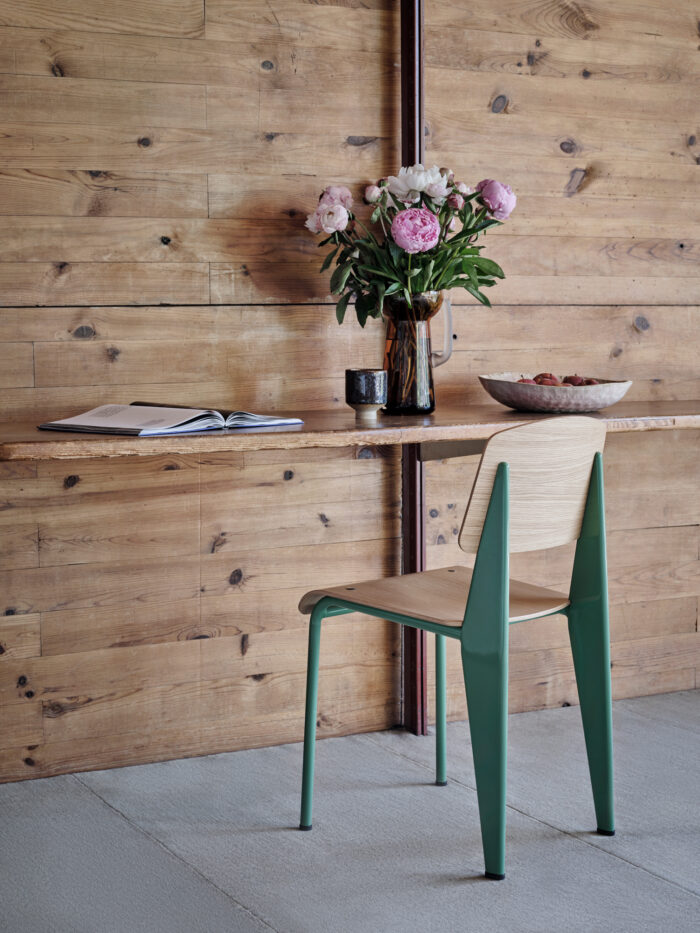 Standard Chair - Image 4