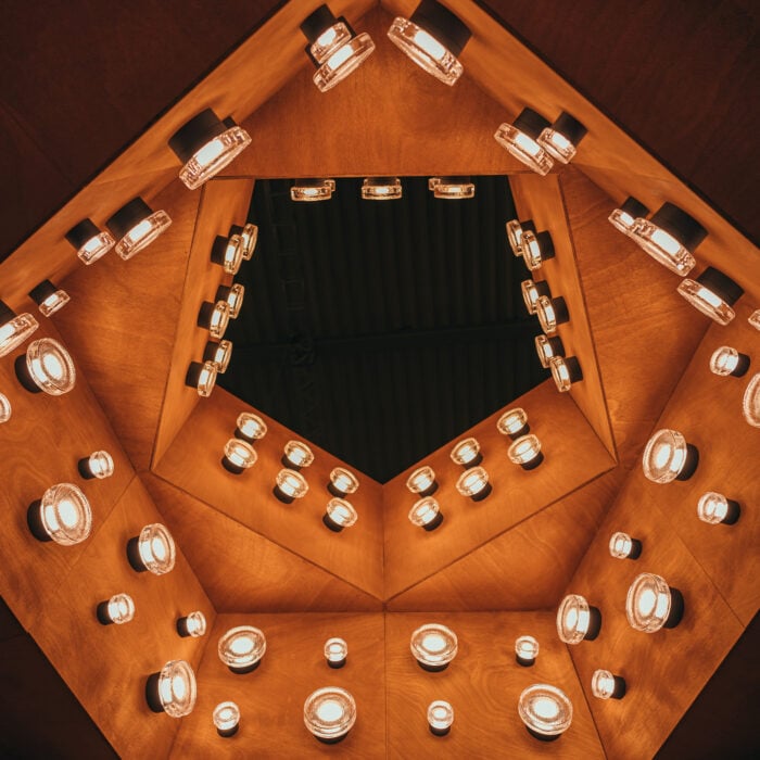 Roc Wall Lamp - Image 8