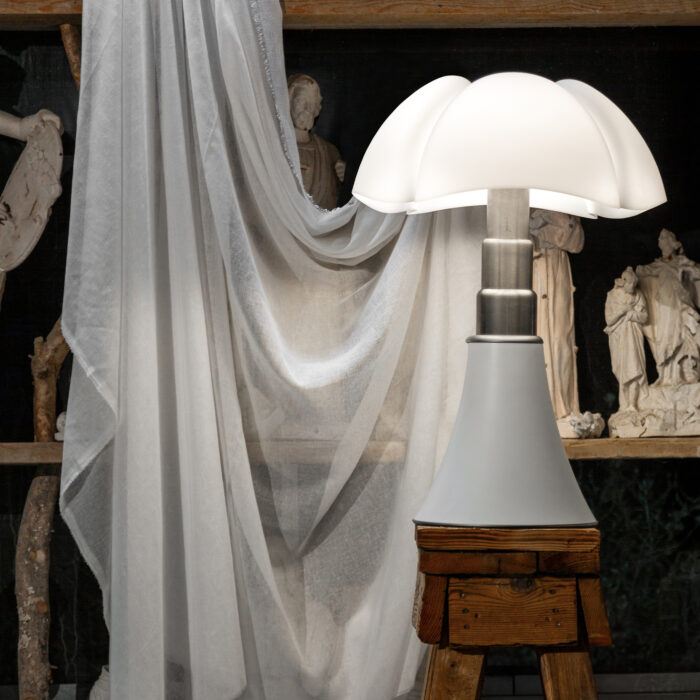 Pipistrello Table Lamp - Image 5