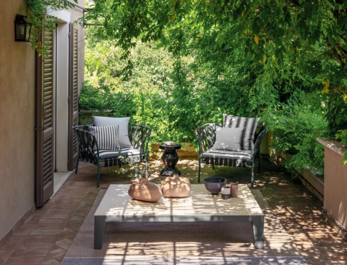 Inout Outdoor Coffee Table - Image 4