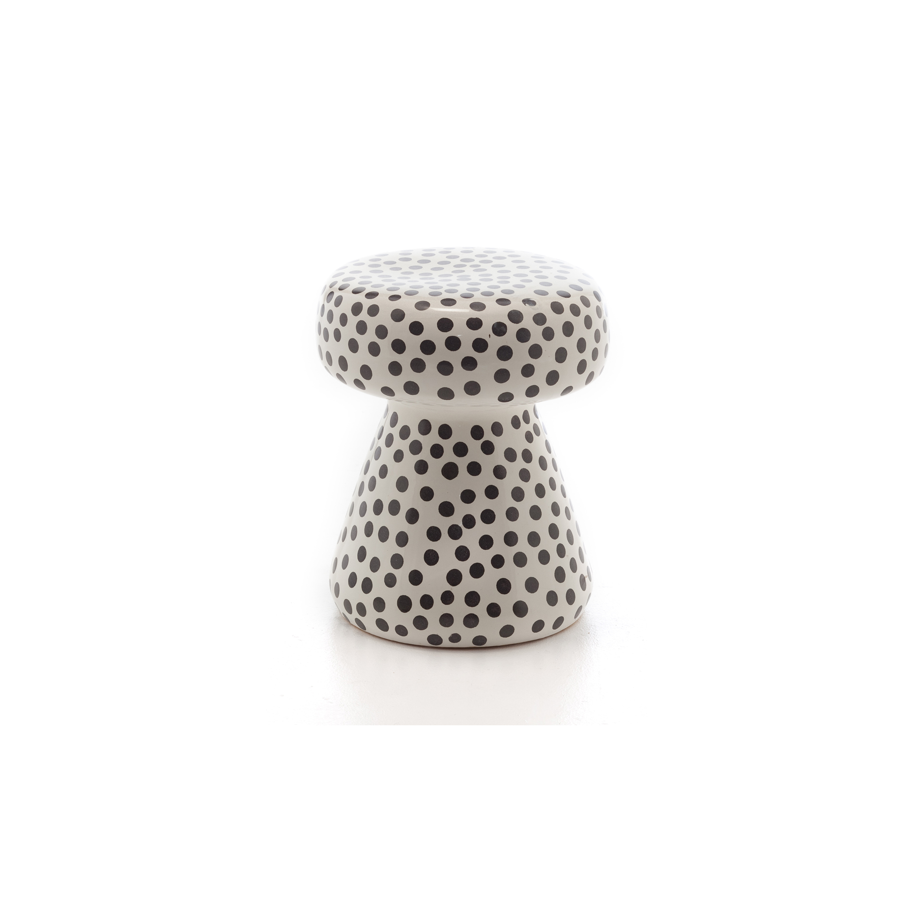 gervasoni-out-sidetable-02 Inout 44 Outdoor Coffee Table - Image 1