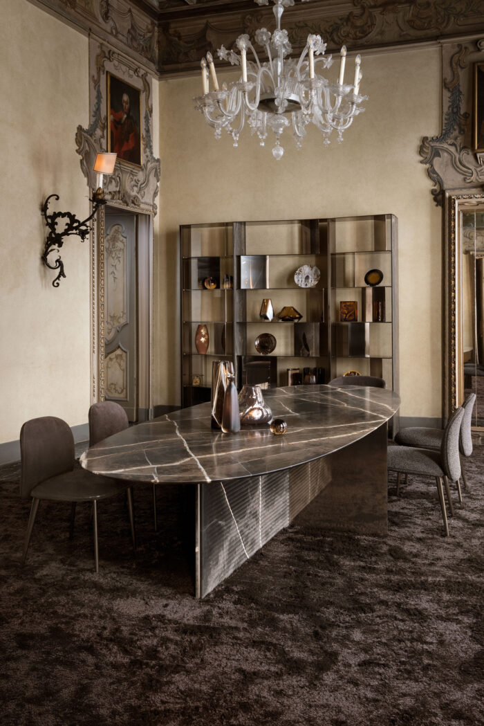 Aves Table - Image 4