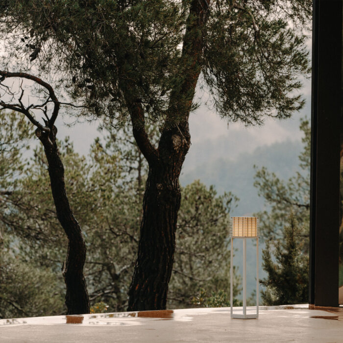 Shiro 17 Outdoor Floor Lamp - Image 4