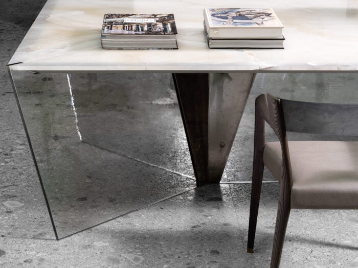 Gotham Table - Image 4